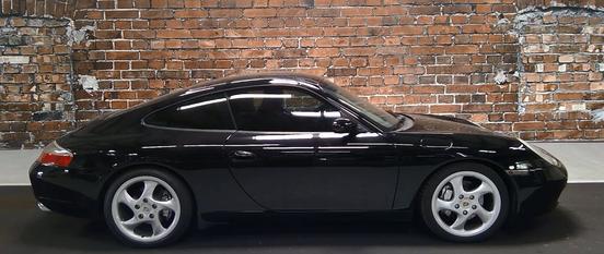 1999 Porsche 911 996 C4 image 1