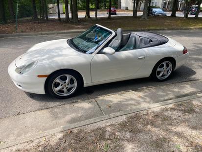 2000 Porsche 911 Carrera image 1